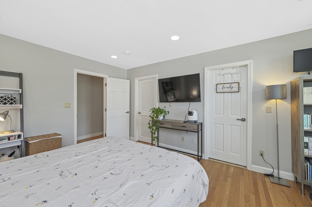 122 Massachusetts Ave # 122
