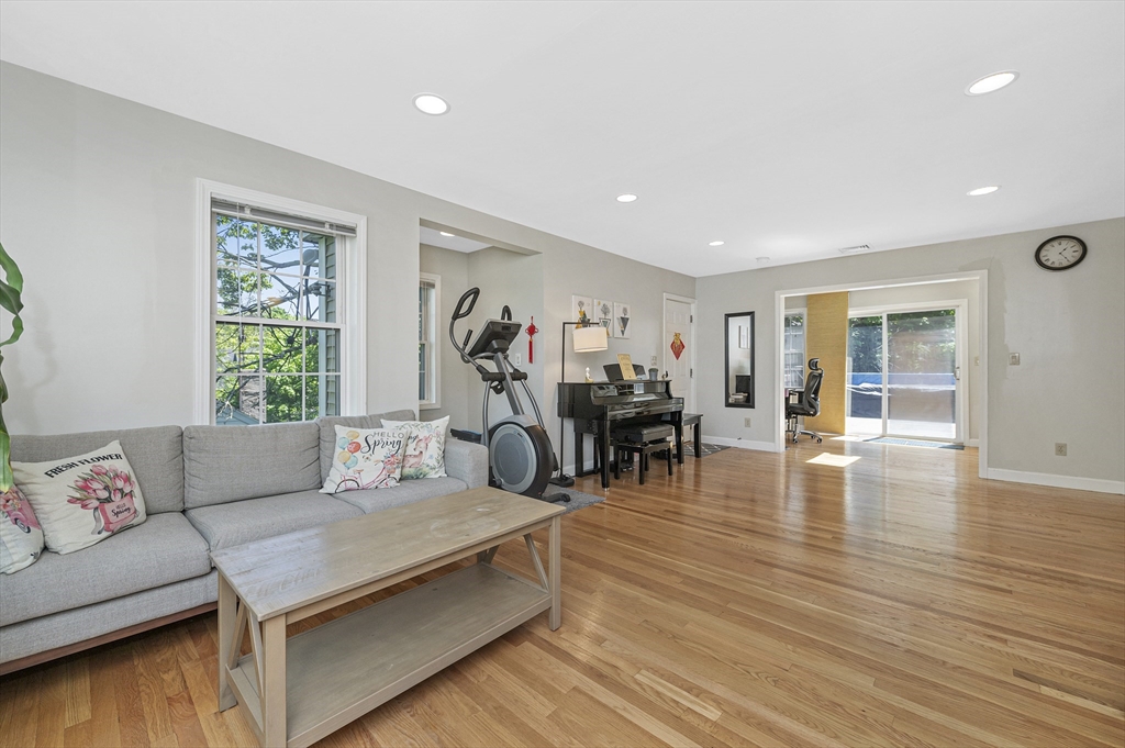 122 Massachusetts Ave # 122
