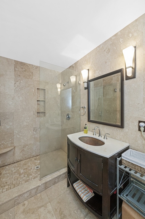 122 Massachusetts Ave # 122