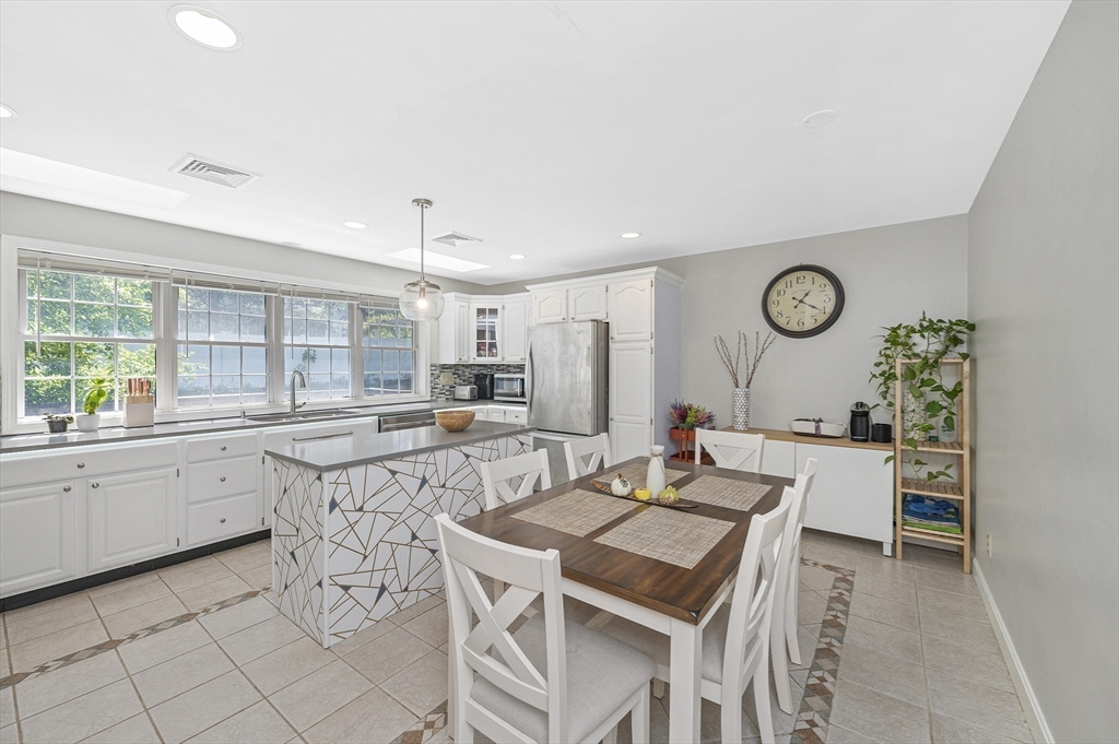 122 Massachusetts Ave # 122