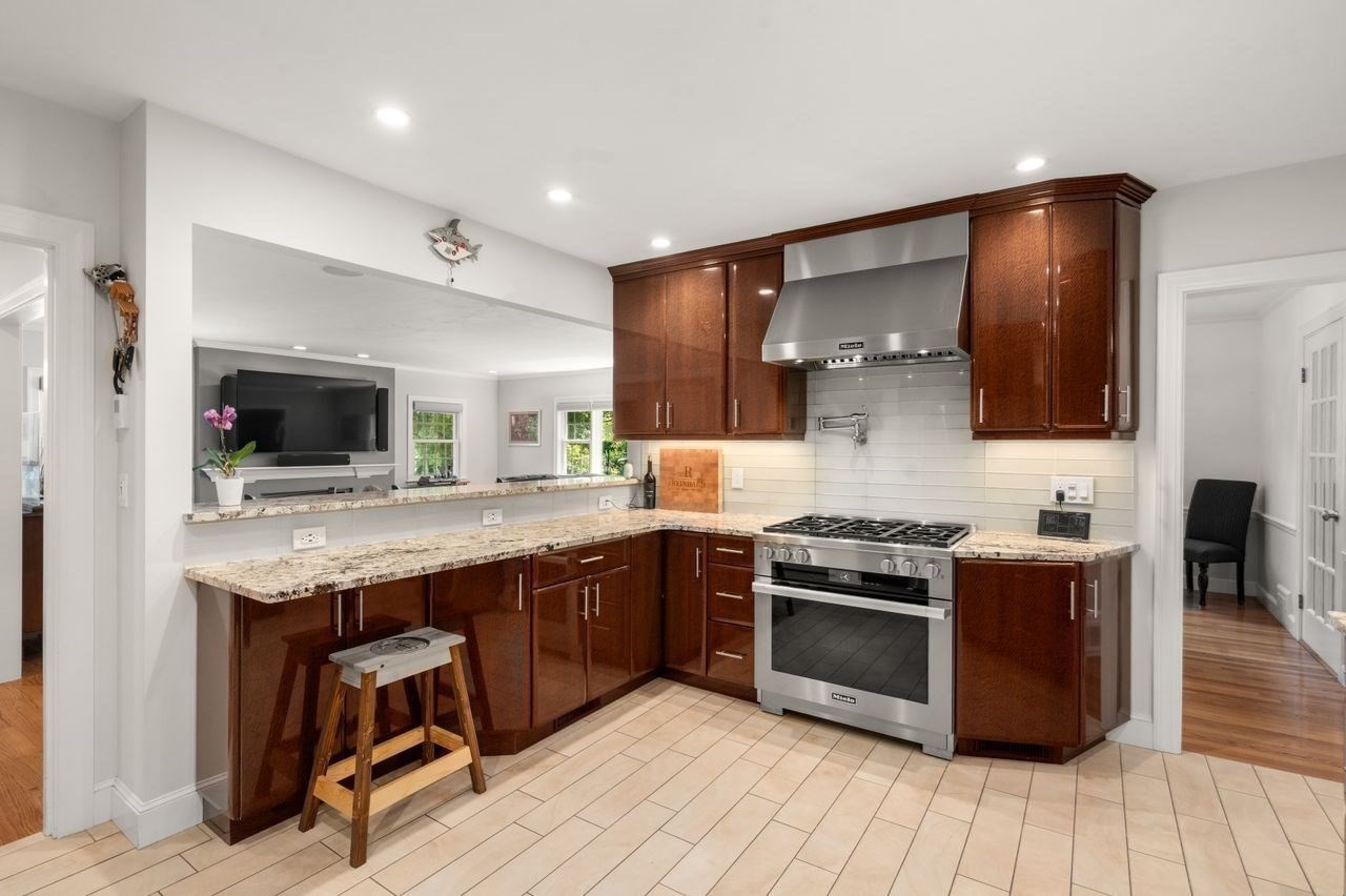 19 Druid Hill Rd