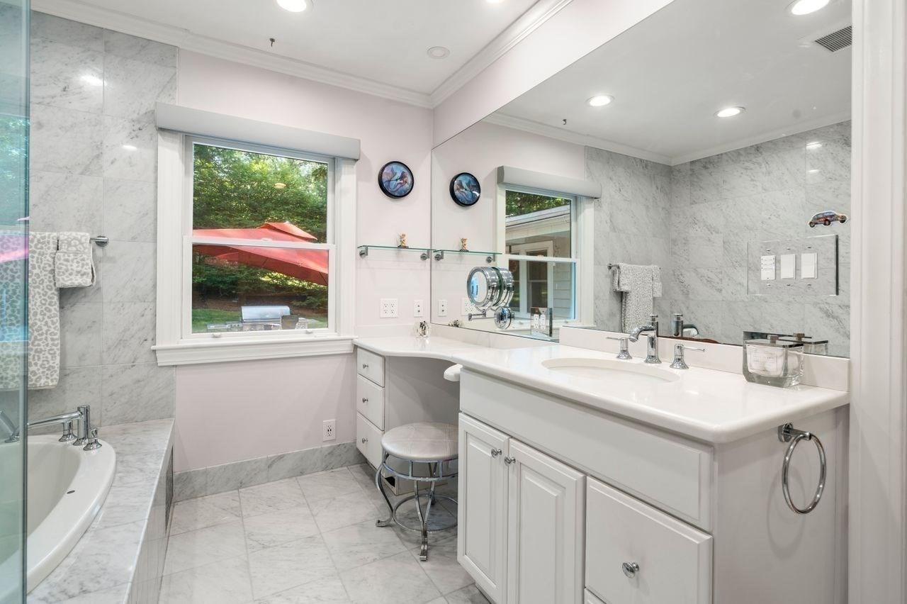 19 Druid Hill Rd