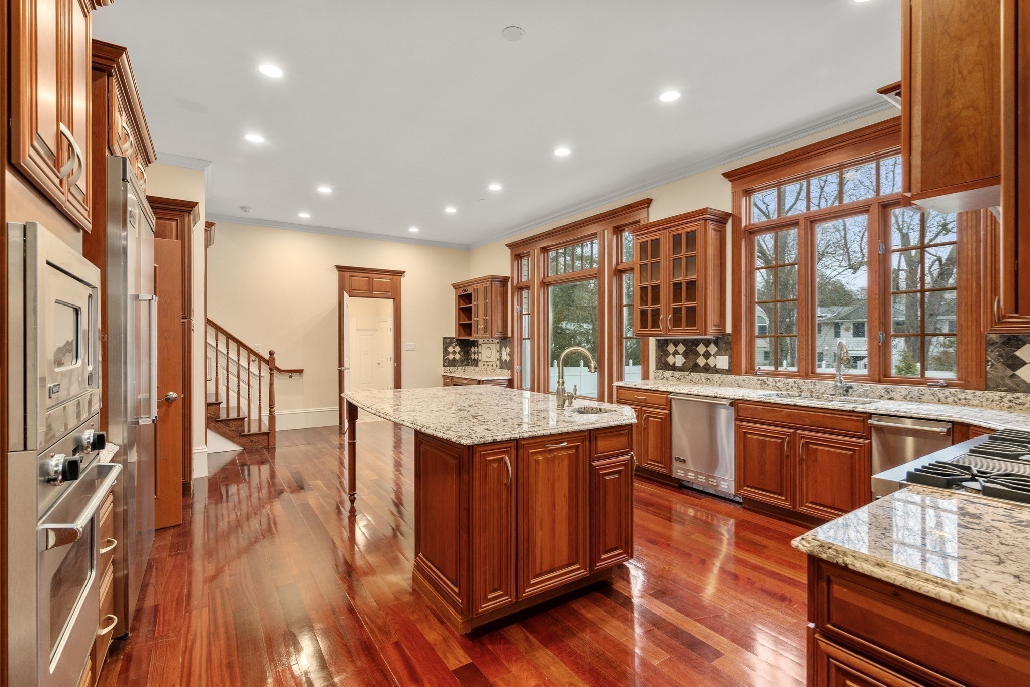 75 Woodfall Rd