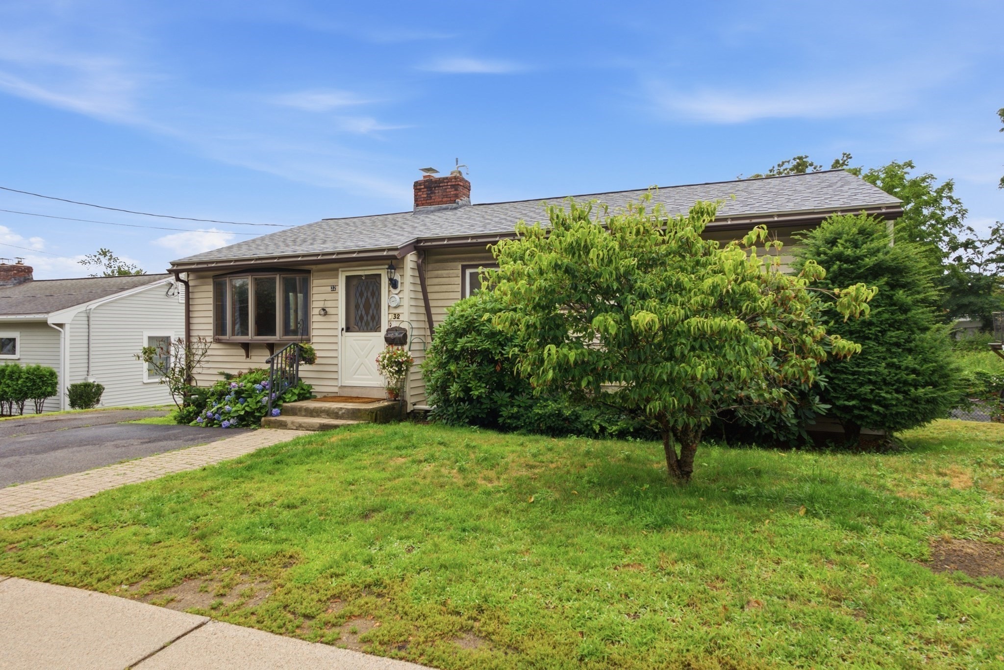 32 Brayton Rd