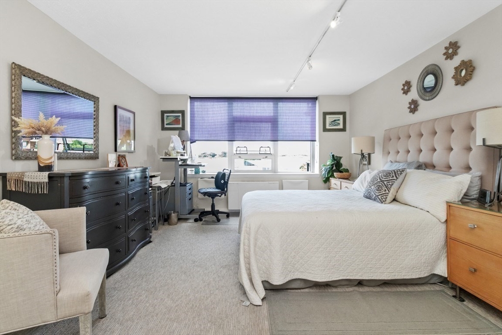 280 Boylston St # 713