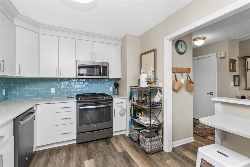 280 Boylston St # 713