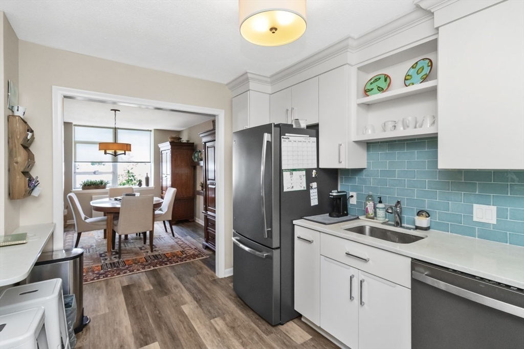 280 Boylston St # 713