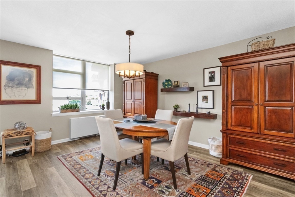 280 Boylston St # 713
