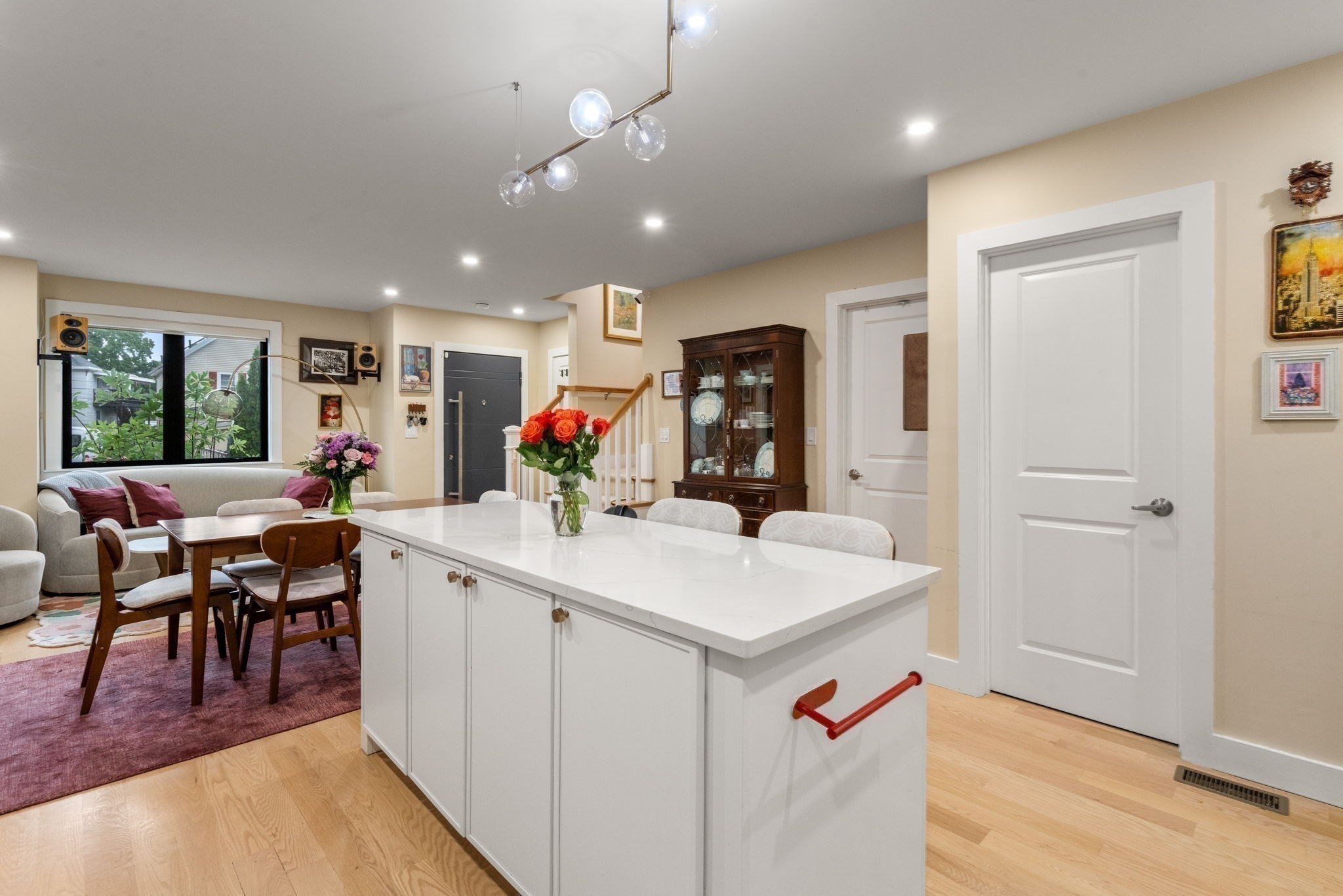 14 Brook Ave # 2
