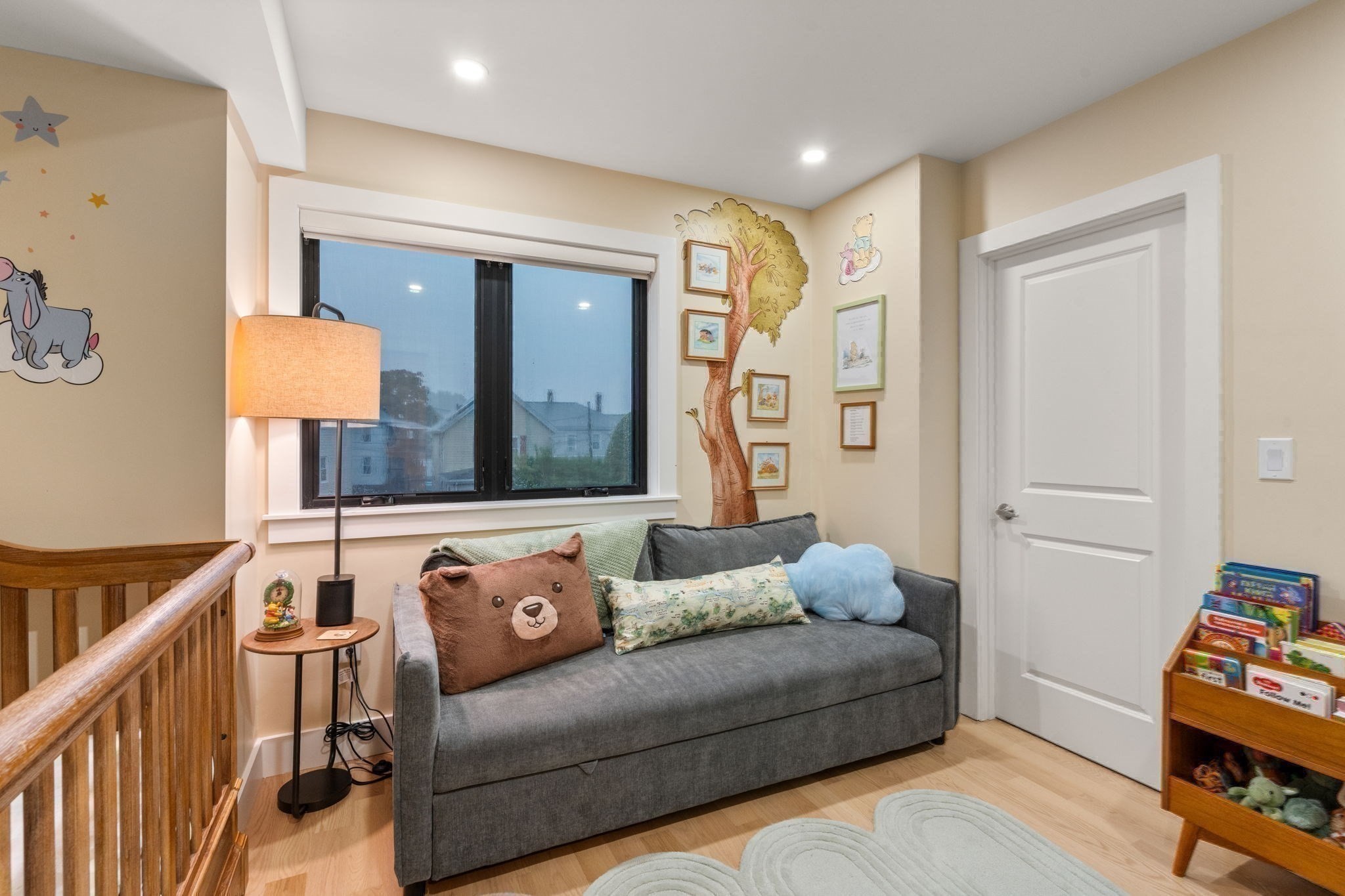 14 Brook Ave # 2