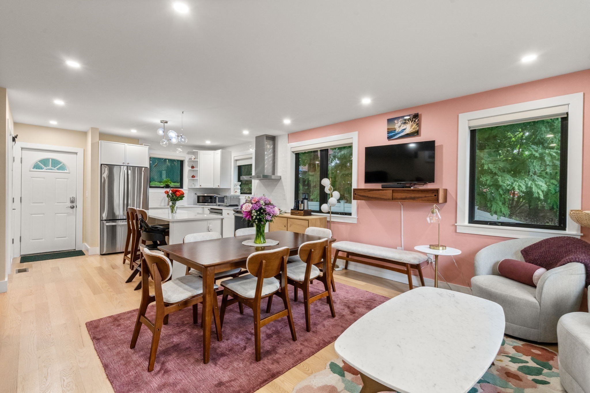 14 Brook Ave # 2