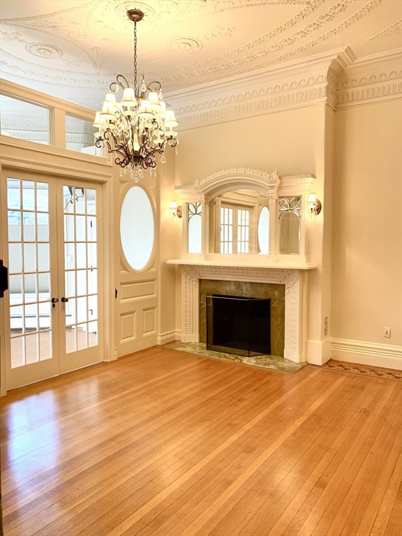 325 Commonwealth Avenue # 3