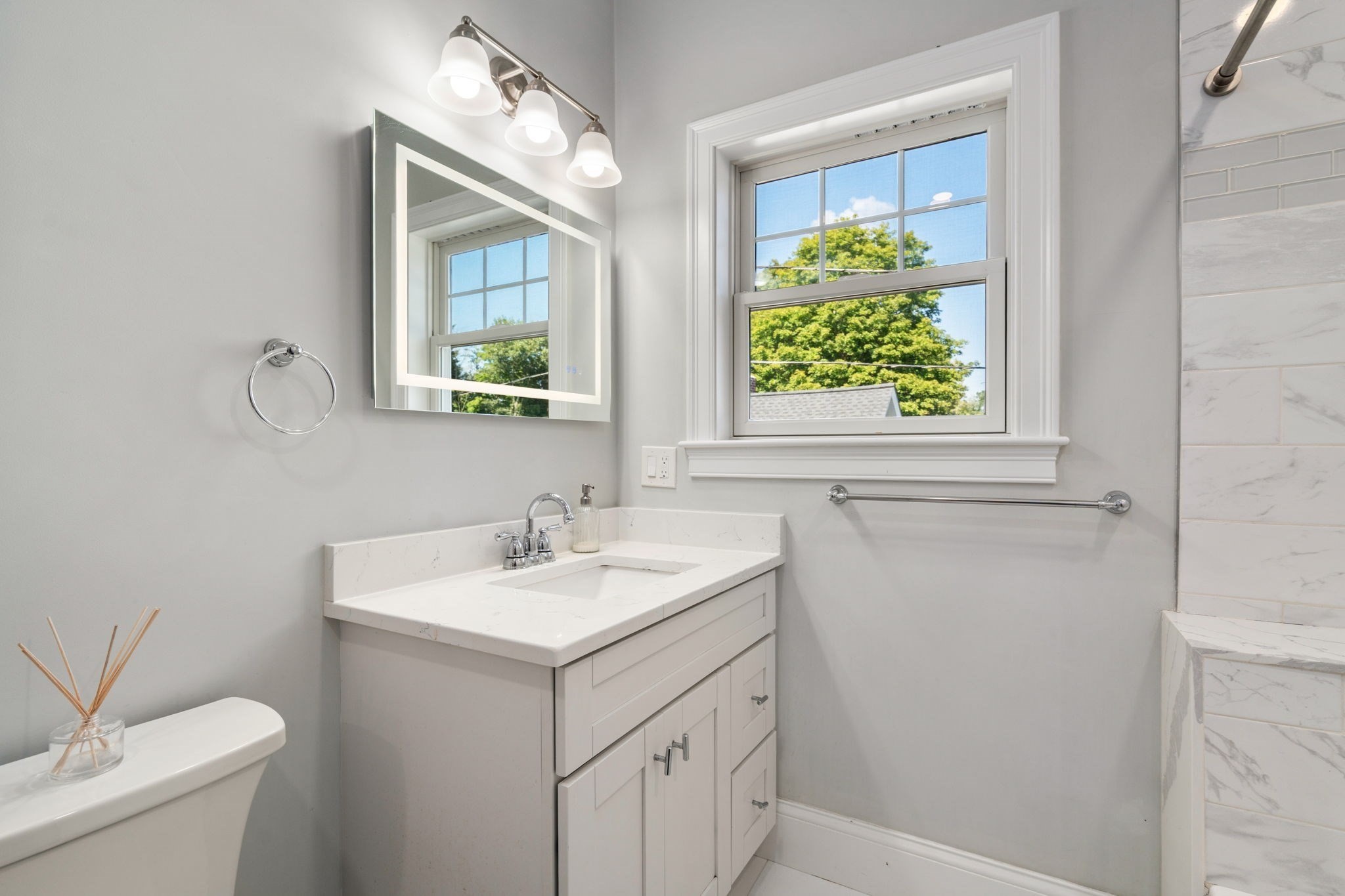 140 Main St Unit: E