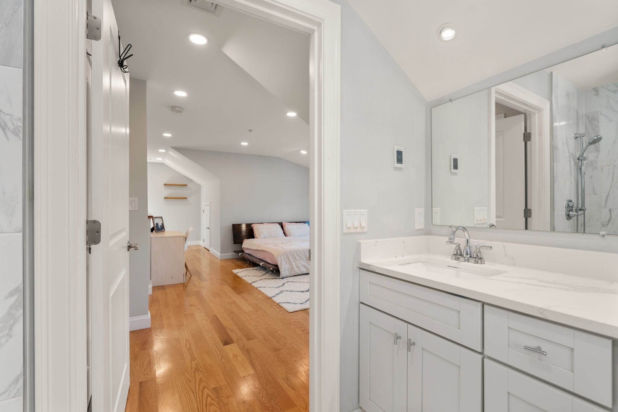 140 Main St Unit: E