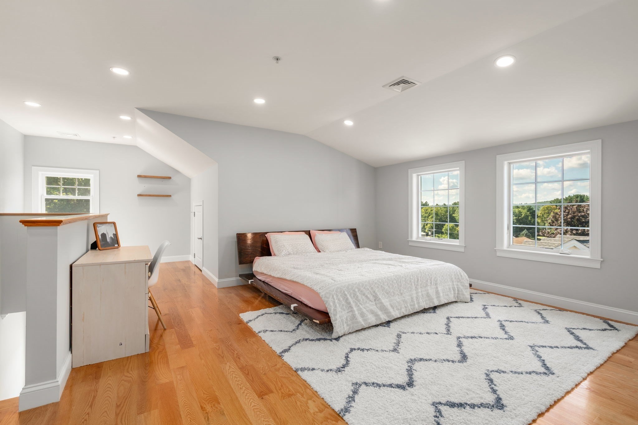 140 Main St Unit: E