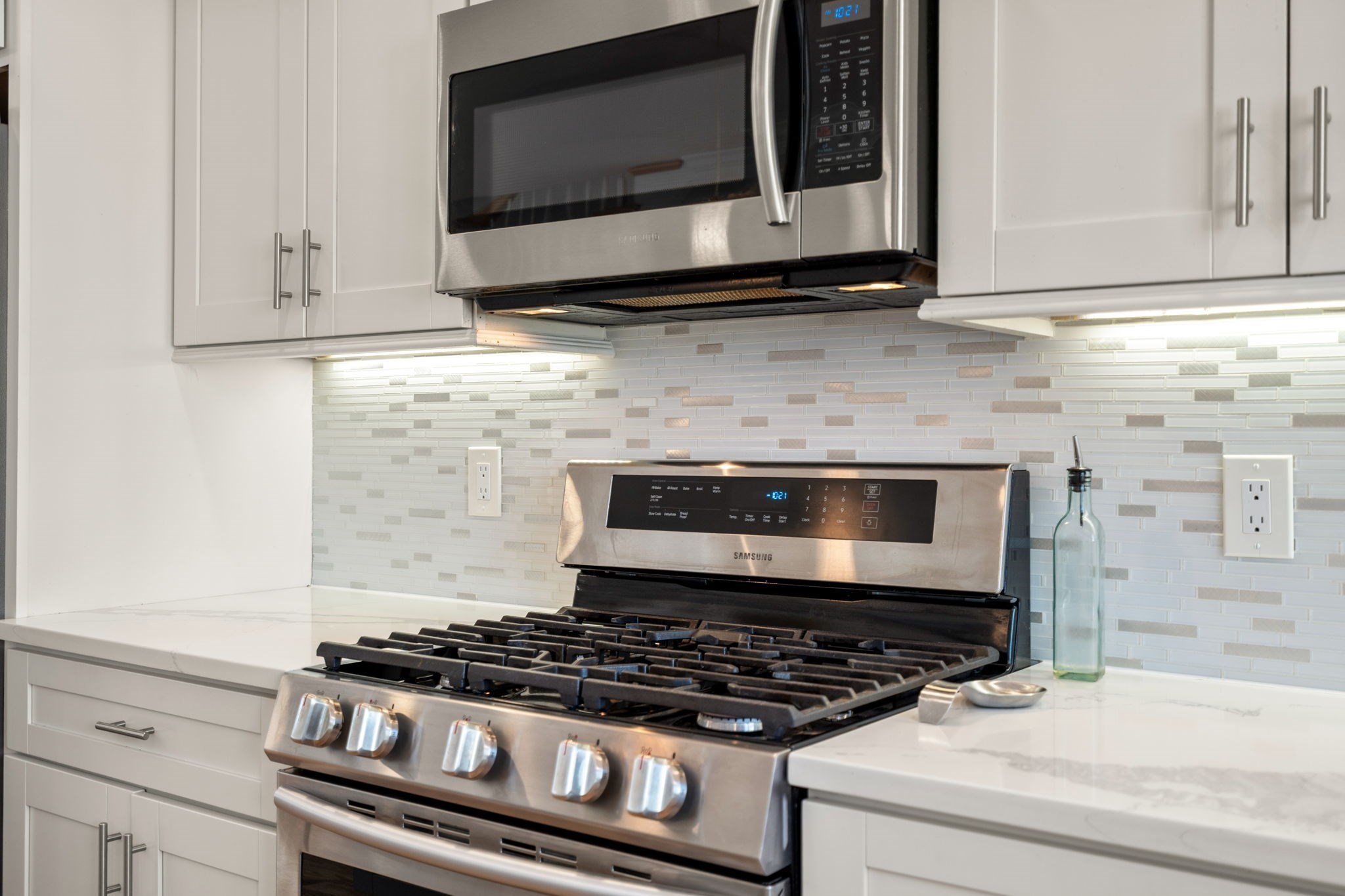 140 Main St Unit: E