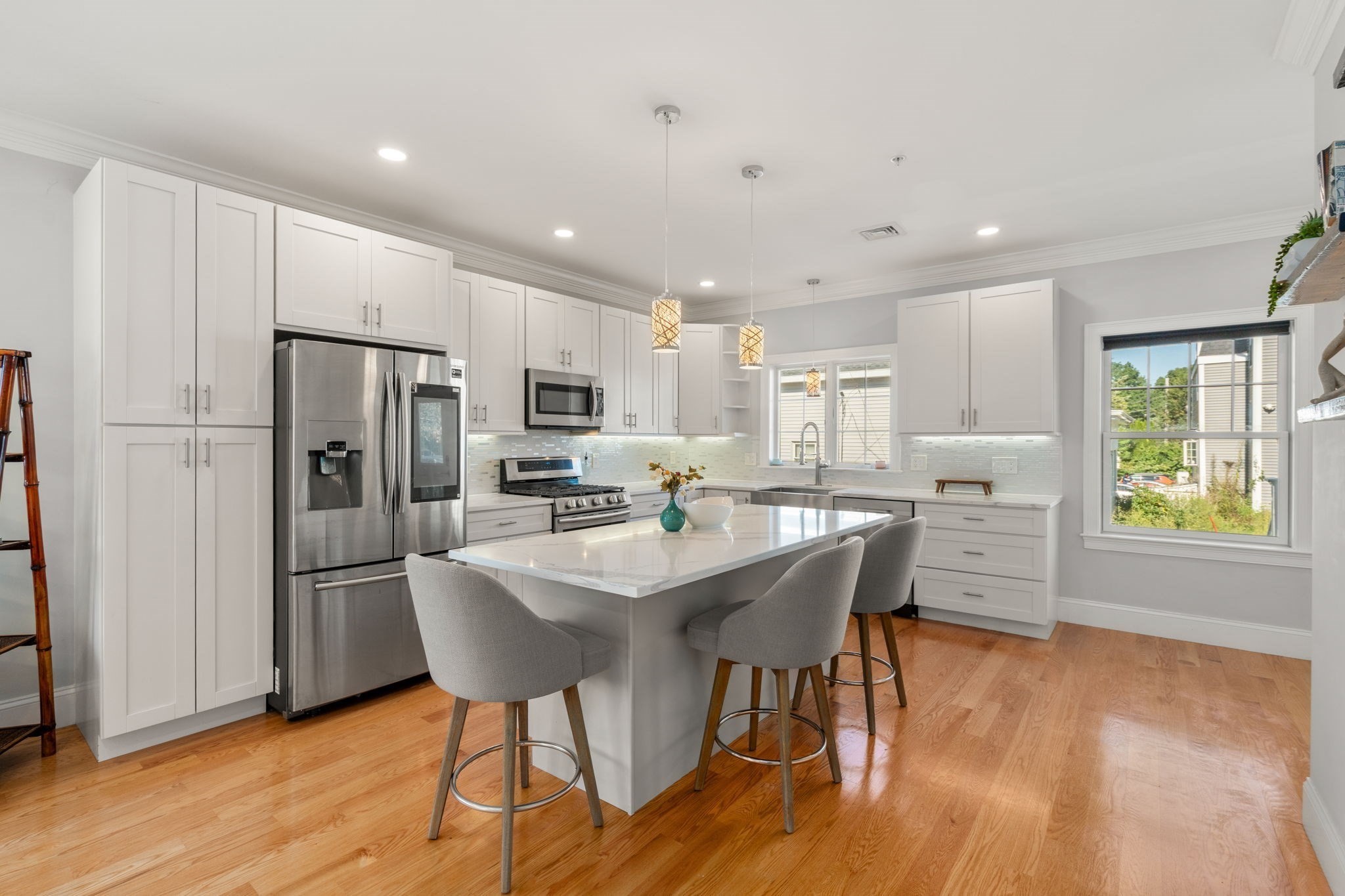 140 Main St Unit: E