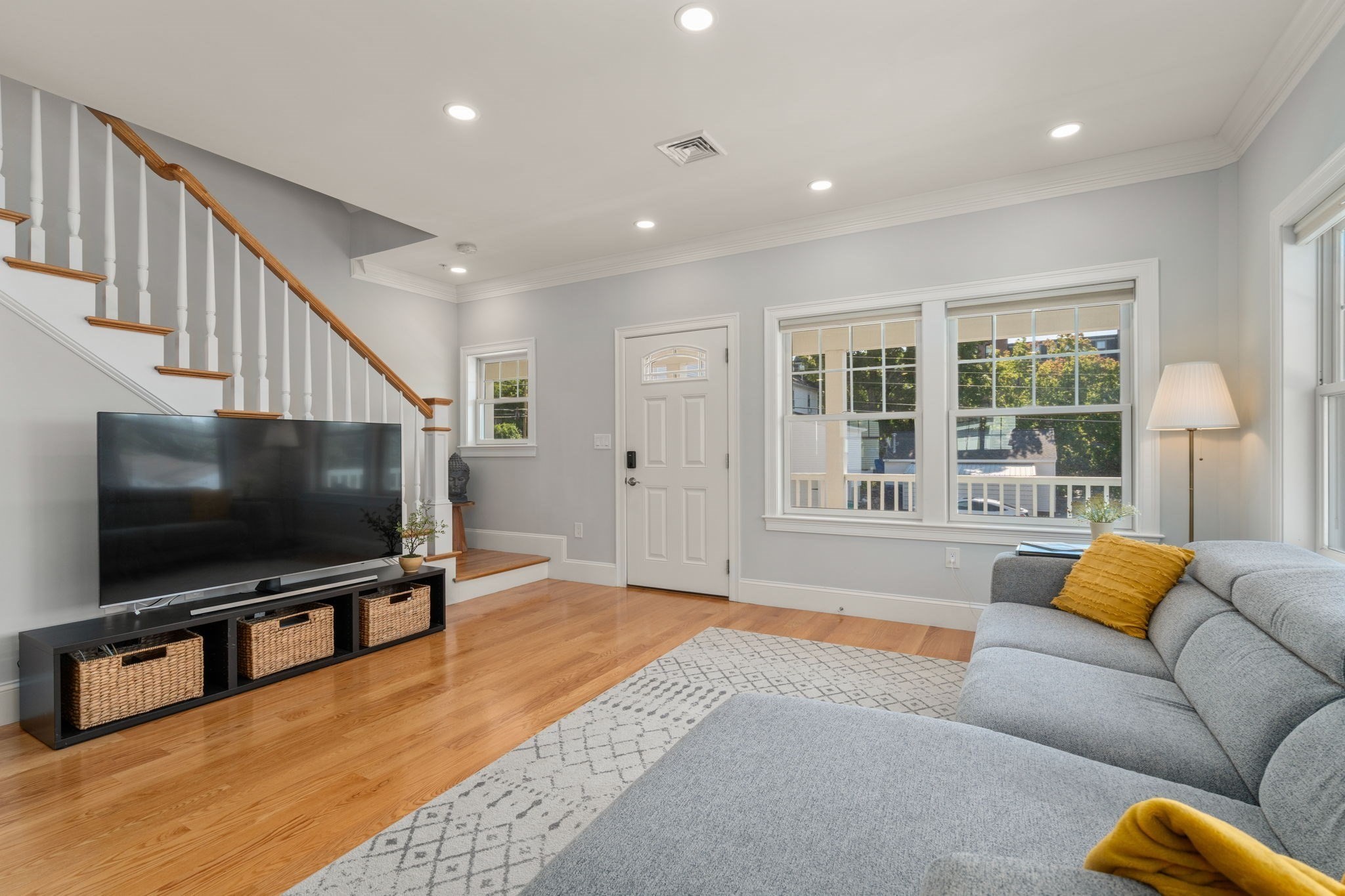 140 Main St Unit: E