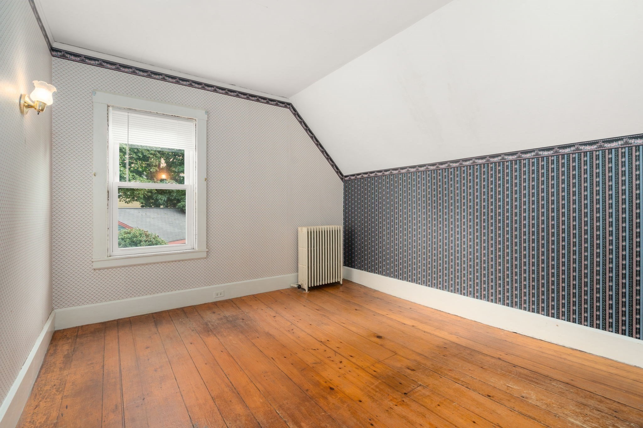 35 Dutcher St