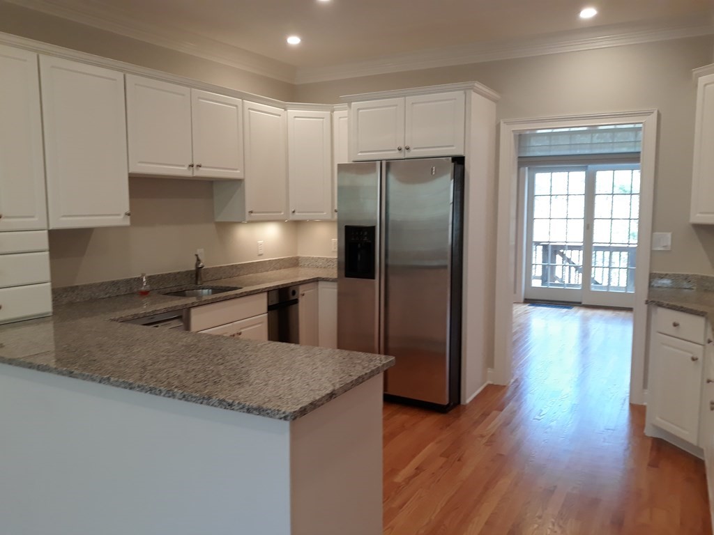 344 Boylston Street # B