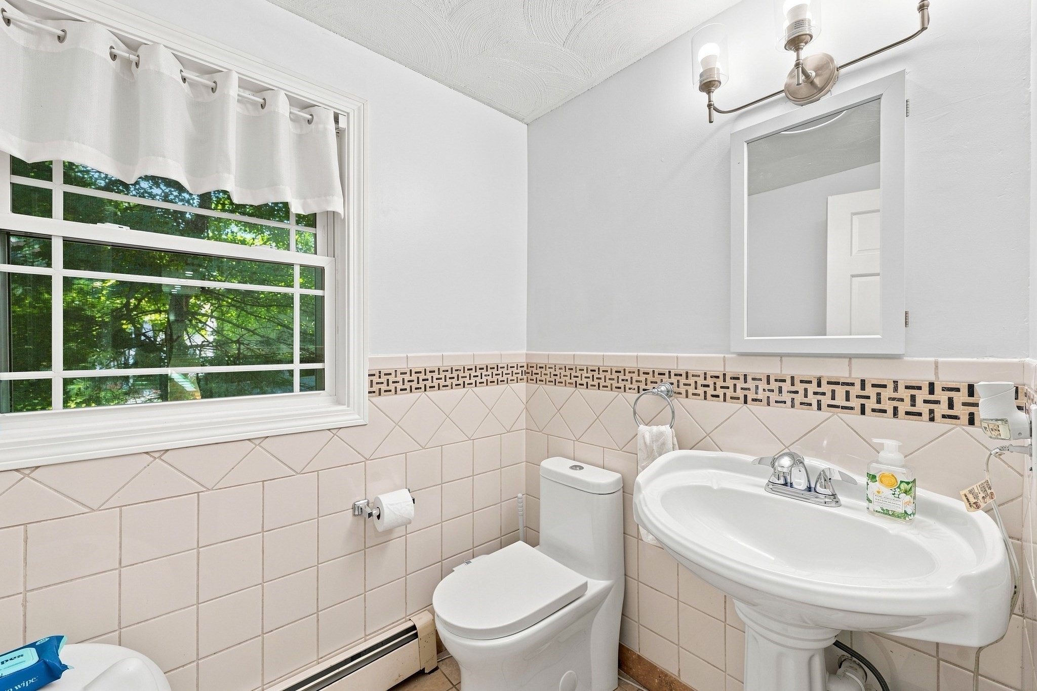 5 Lady Slipper Ln