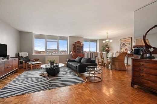 280 Boylston Street # 908