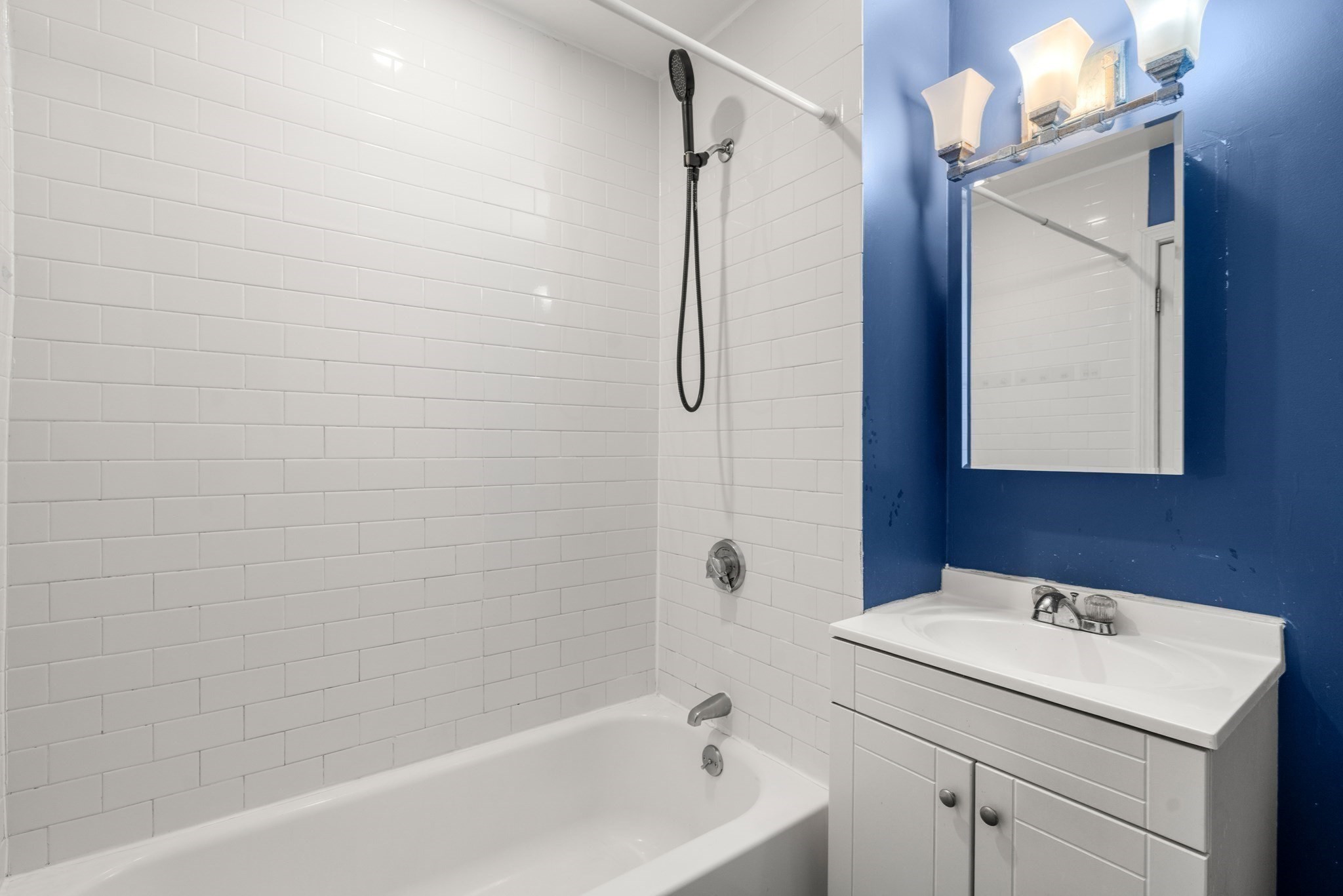 83 Francis St # 5