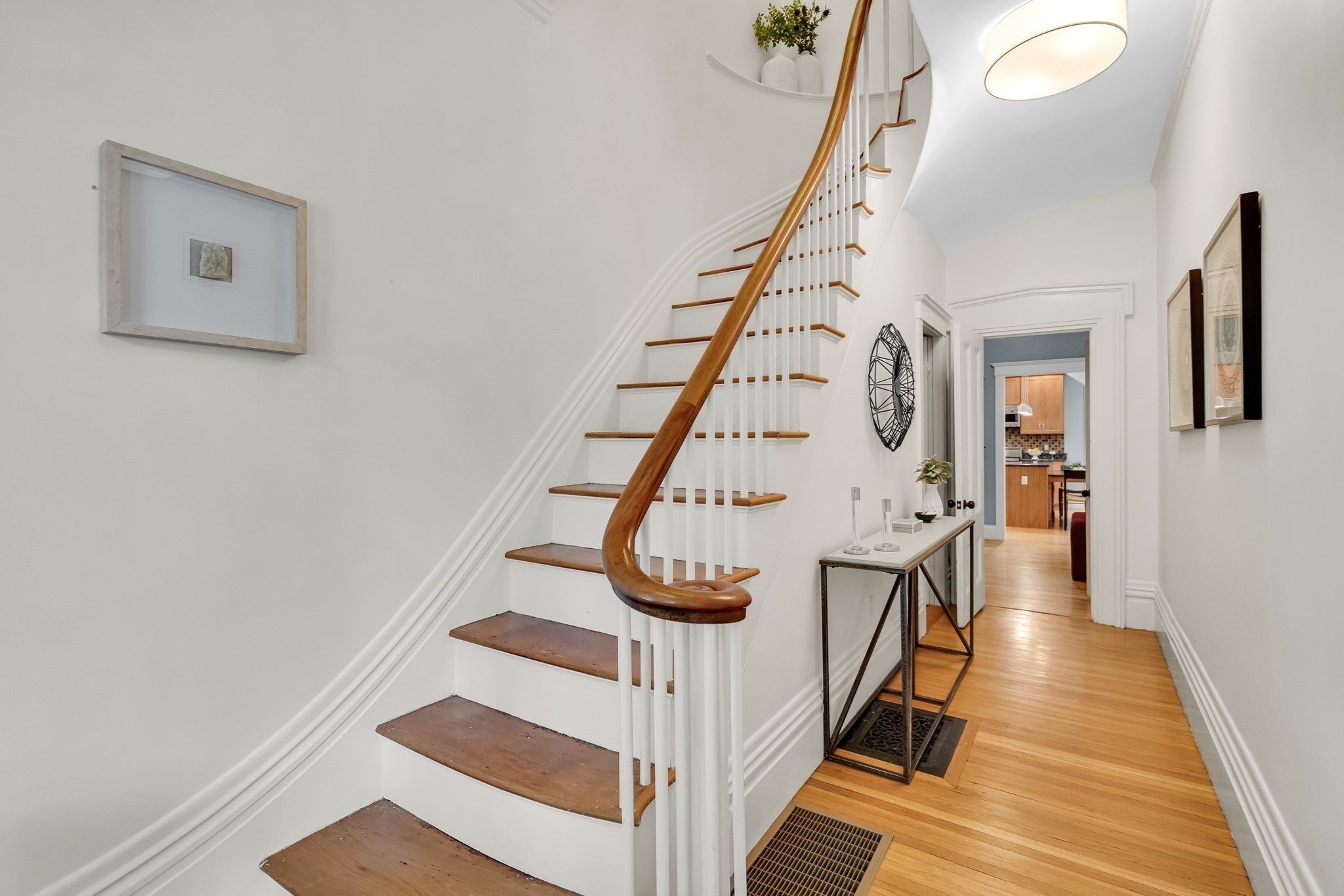 3 Davis Avenue