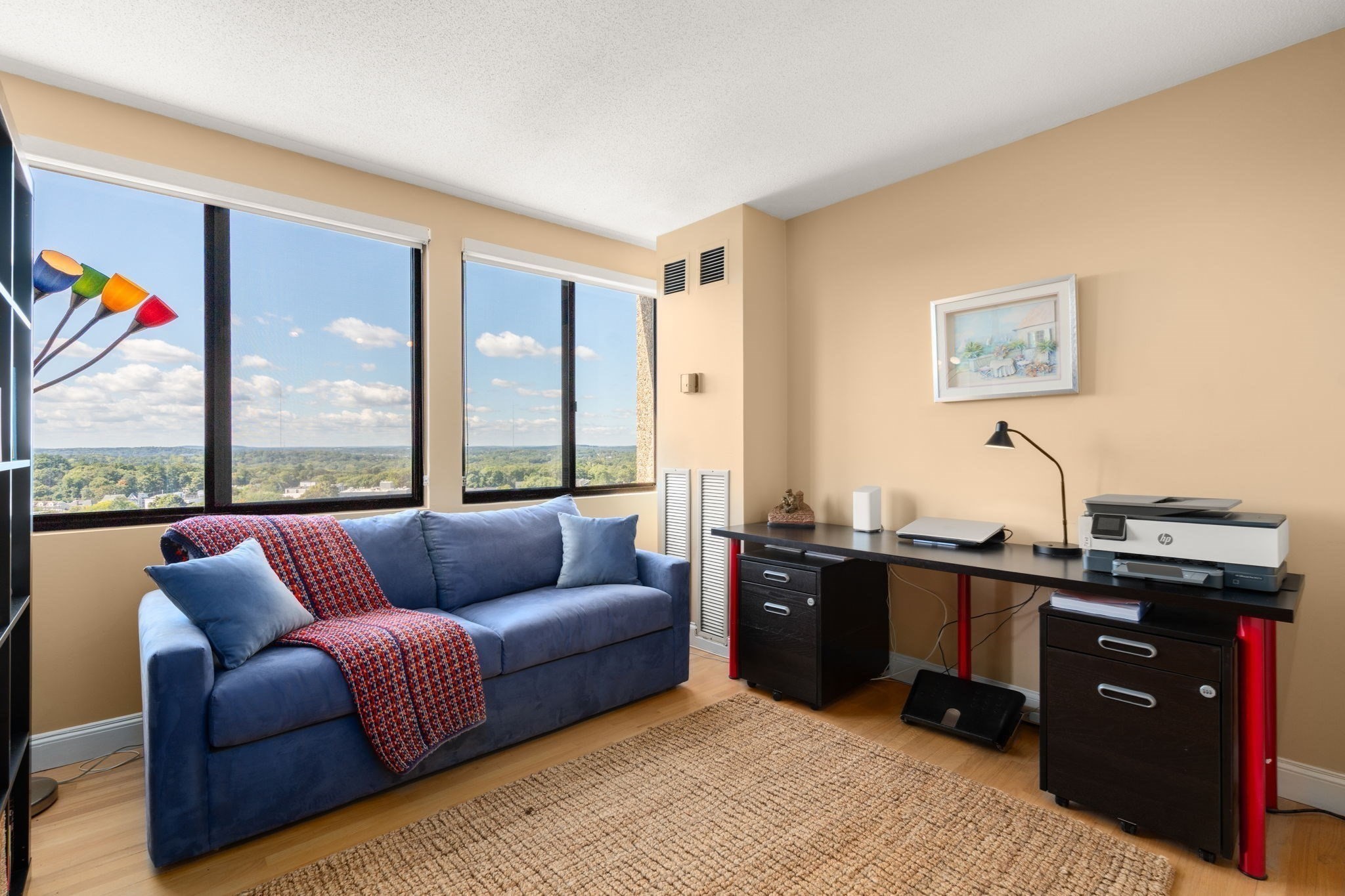 250 Hammond Pond Parkway # 1611N