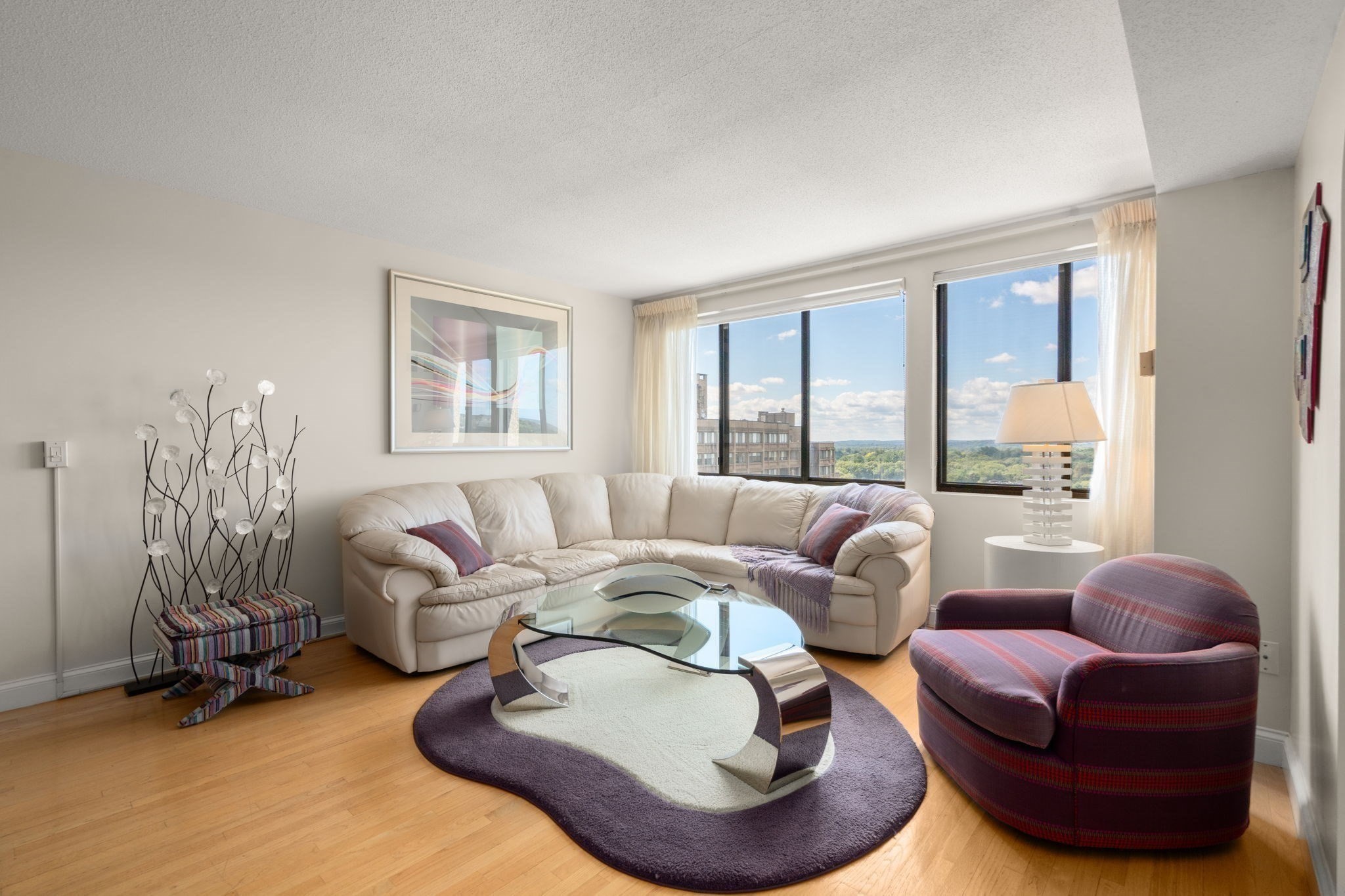 250 Hammond Pond Parkway # 1611N