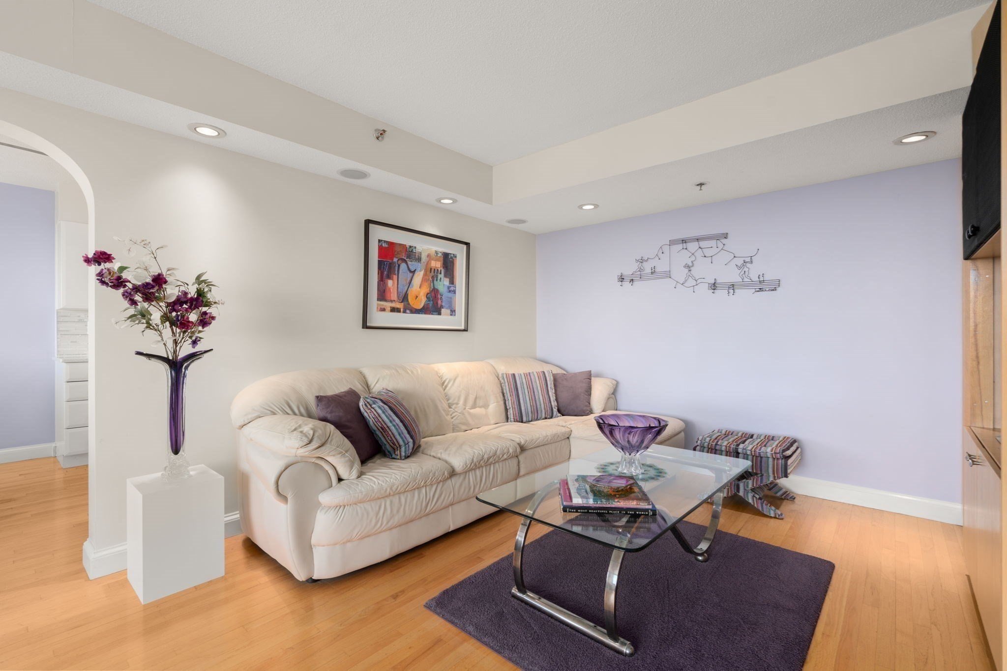 250 Hammond Pond Parkway # 1611N