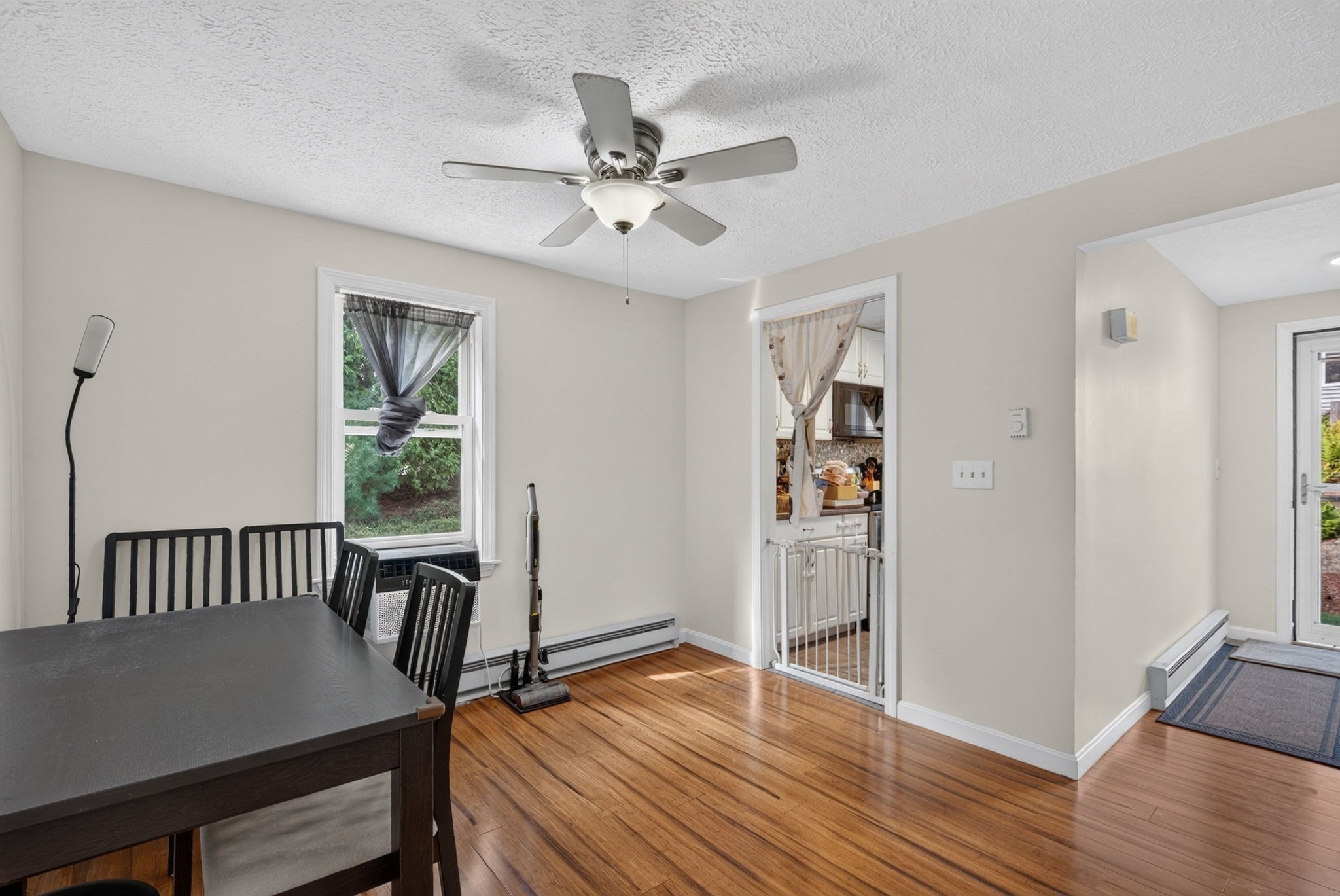 53 Olde Colonial Dr # 6