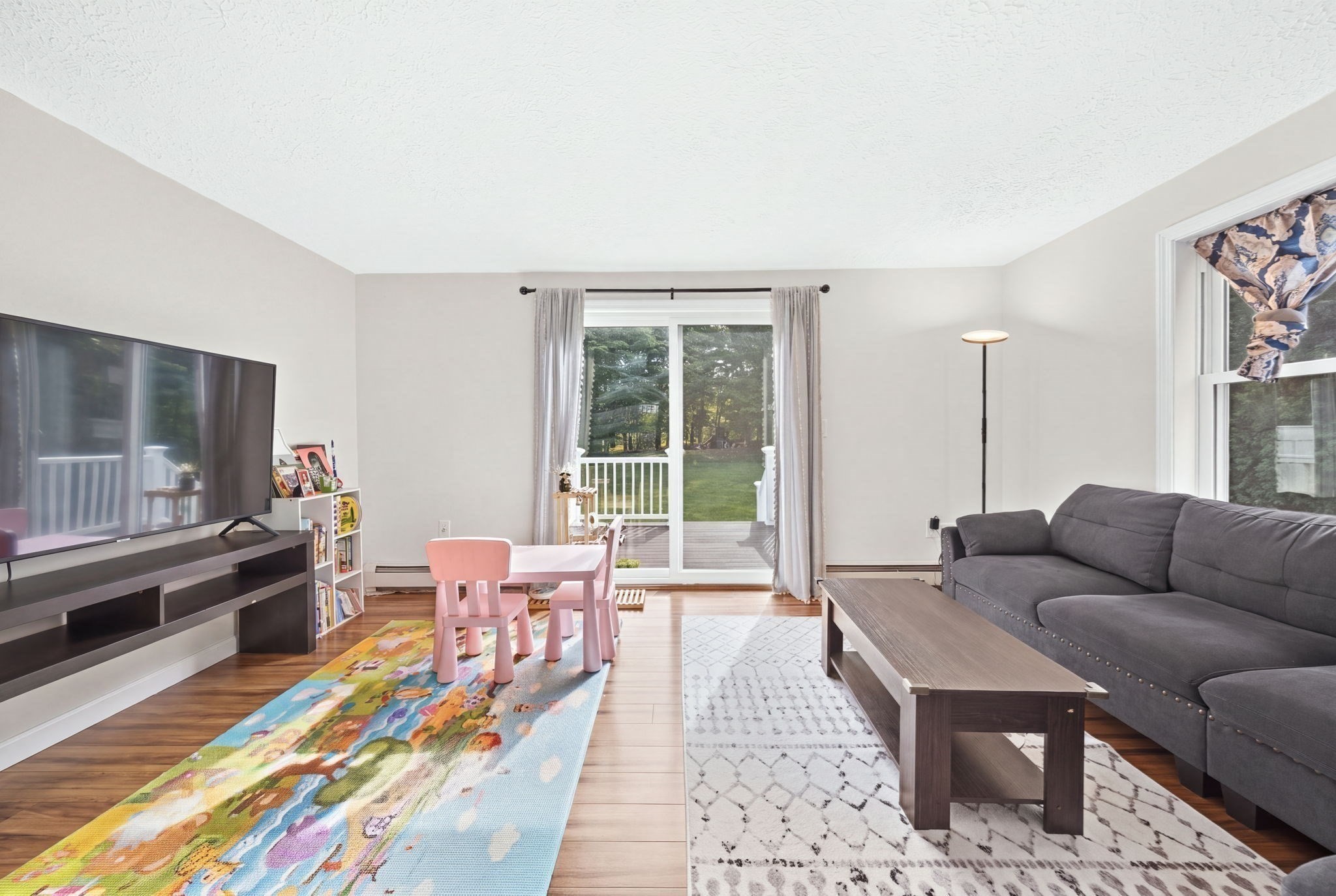53 Olde Colonial Dr # 6