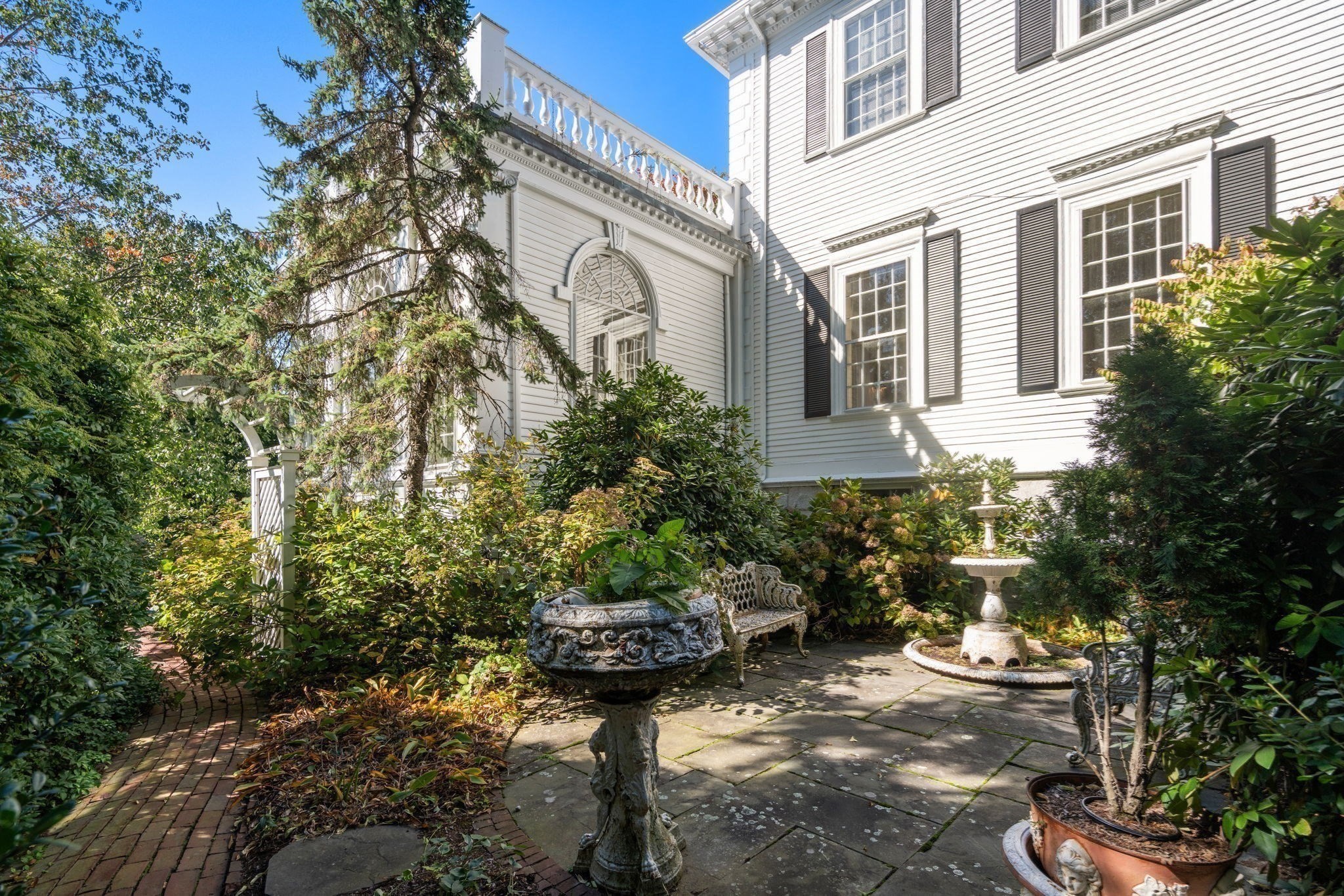15 Catlin Road