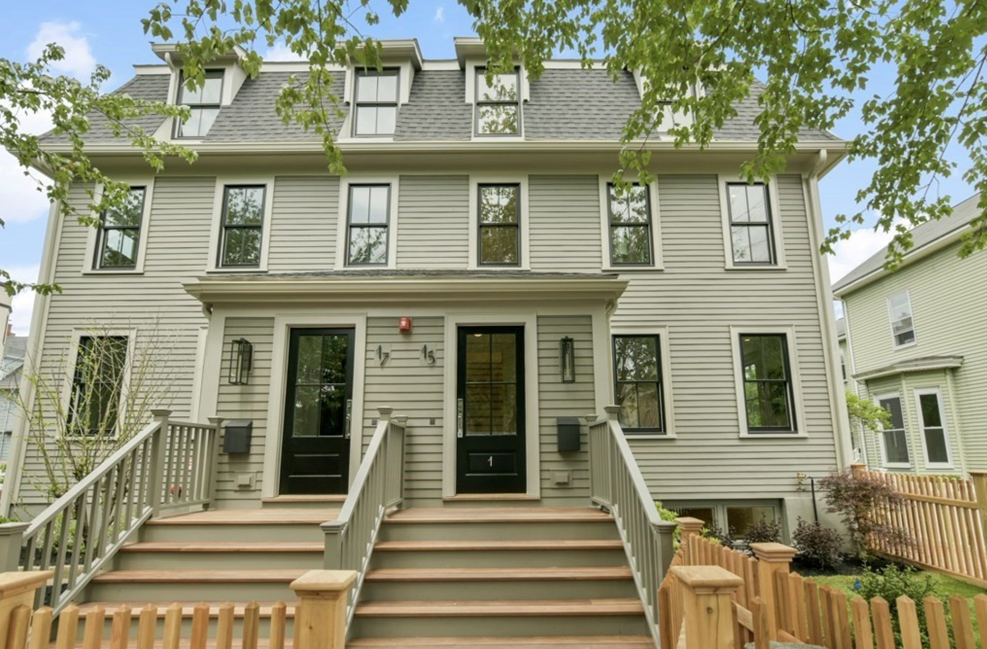 15 Pleasant St # 1