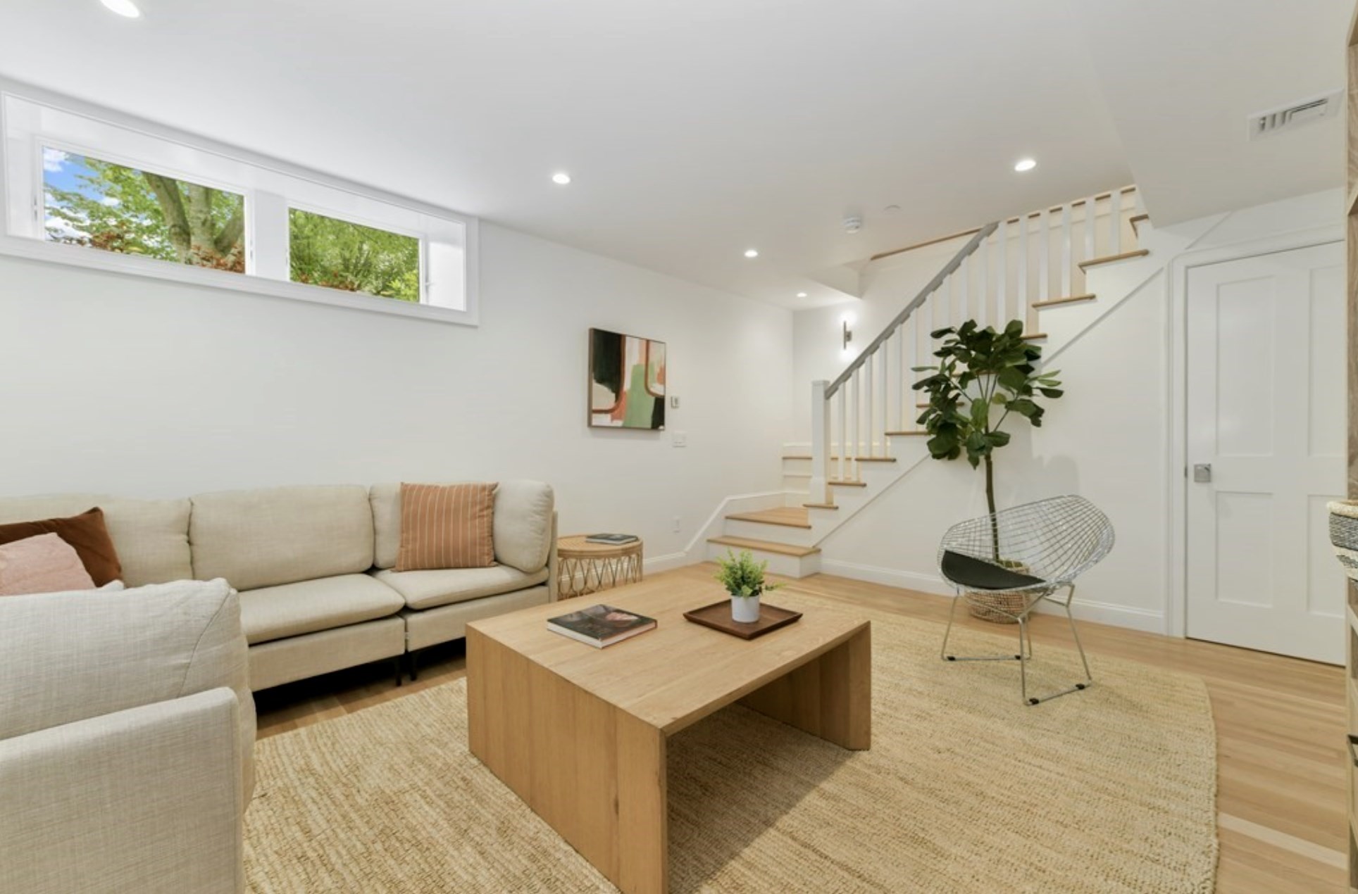 15 Pleasant St # 1