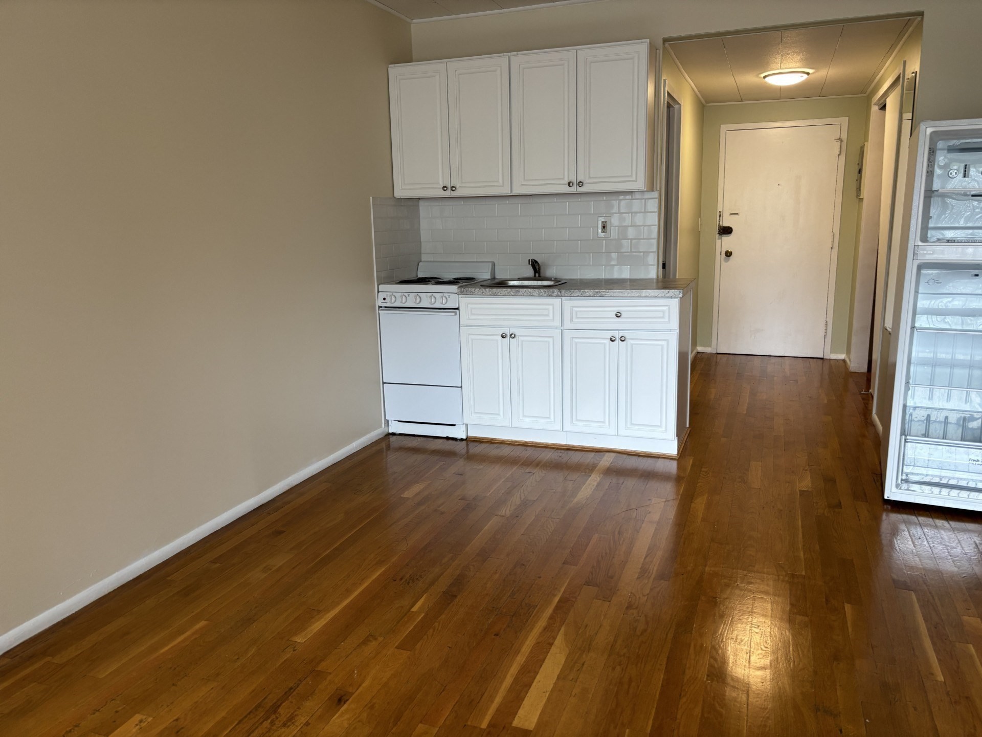 22 Chestnut Place # M4