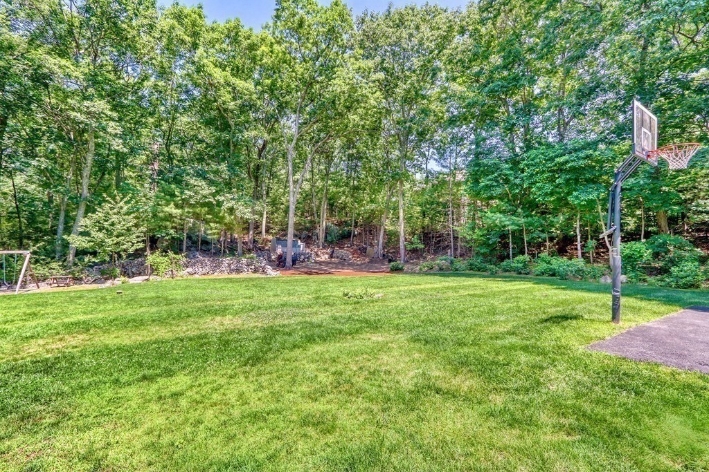 12 Pettees Pond Lane