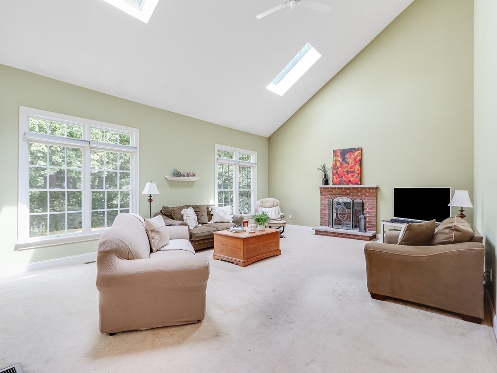 26 Pheasant Hollow Road