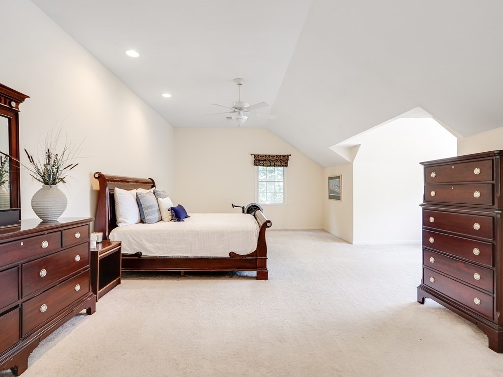 26 Pheasant Hollow Road