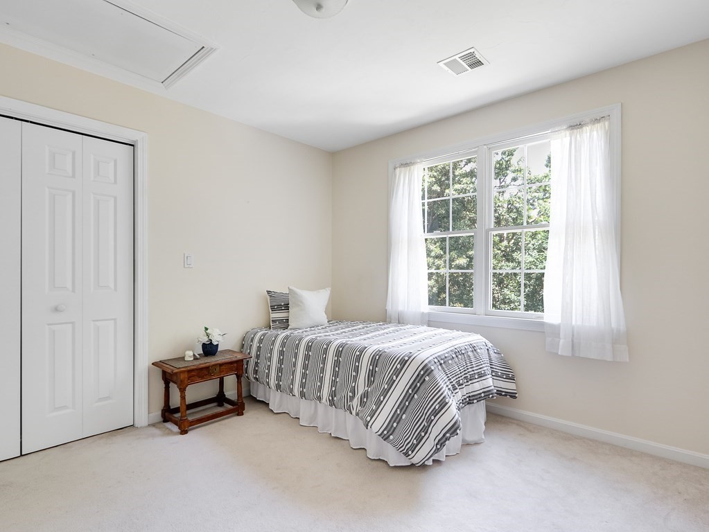 26 Pheasant Hollow Road