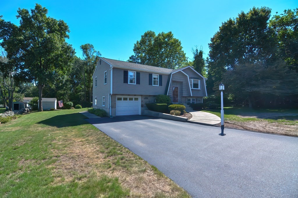 10 Agnes Road