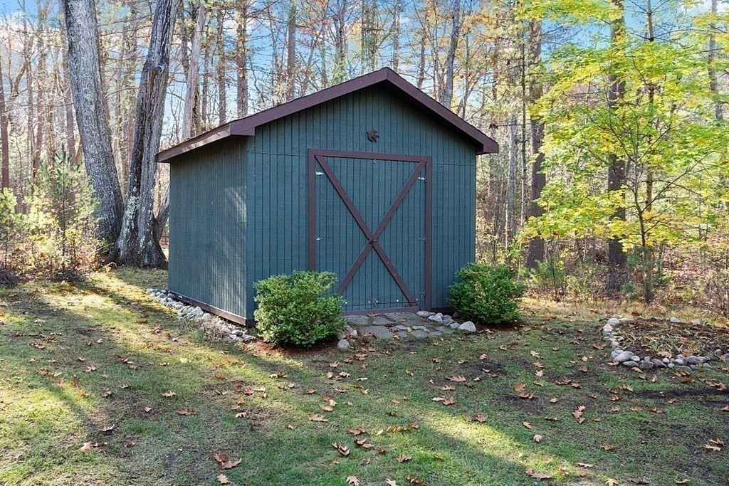 16 Stoney Gate