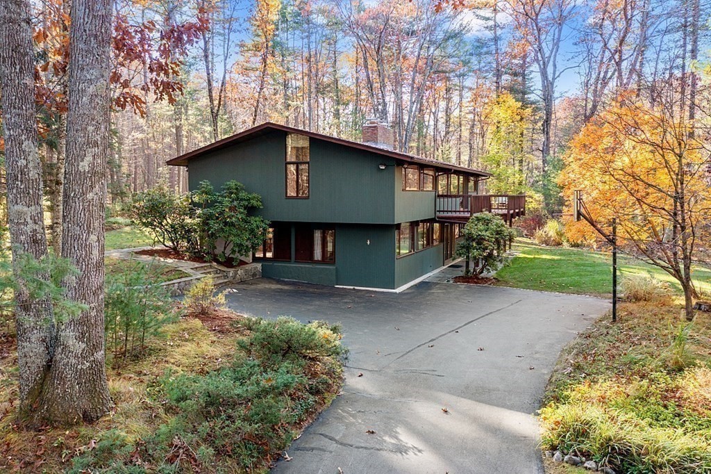 16 Stoney Gate