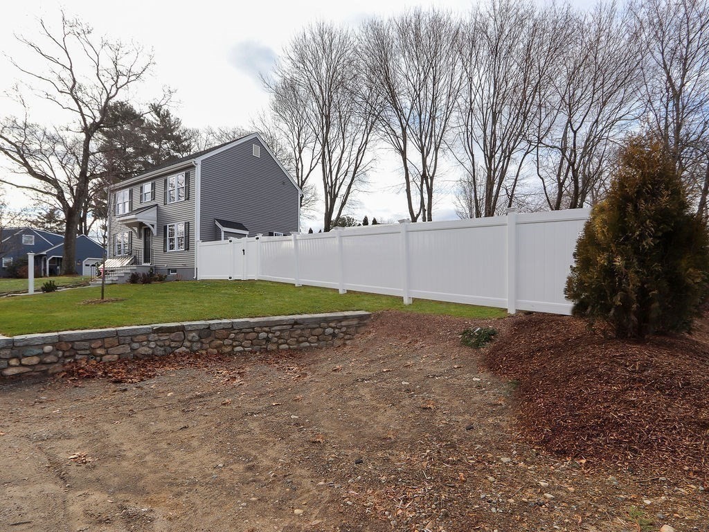 11 Cooper Road