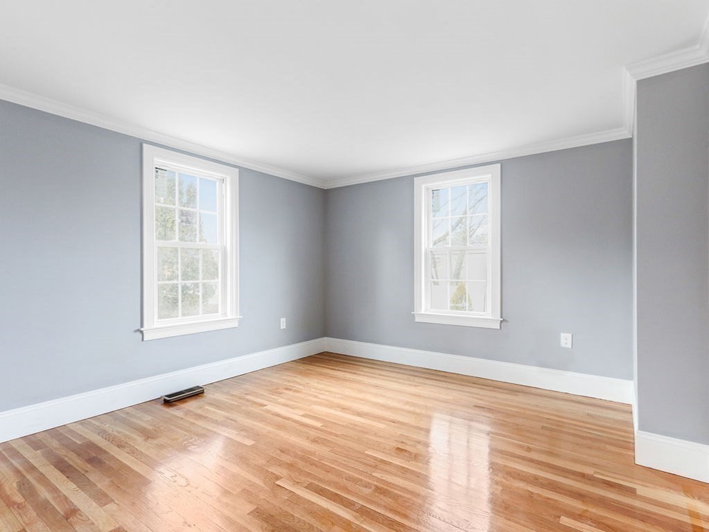 11 Cooper Road