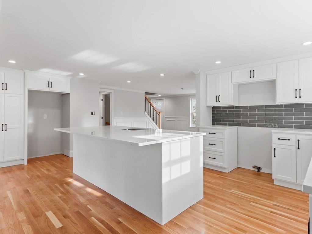 11 Cooper Road