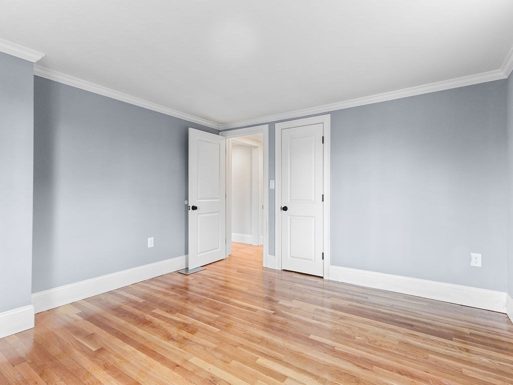 11 Cooper Road