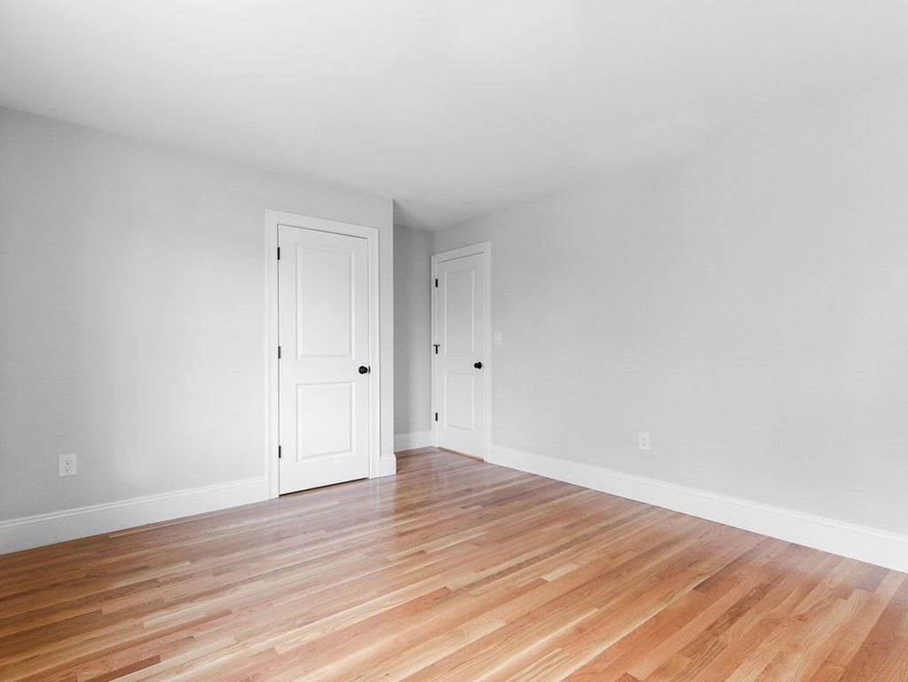 11 Cooper Road