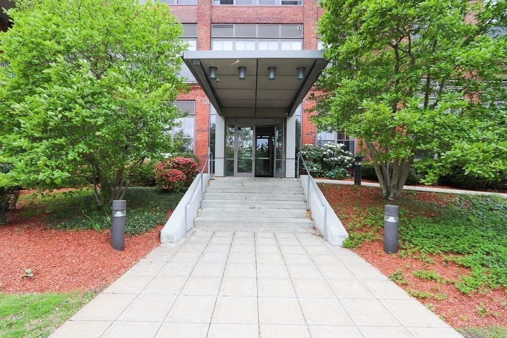 156 Porter Street # 413